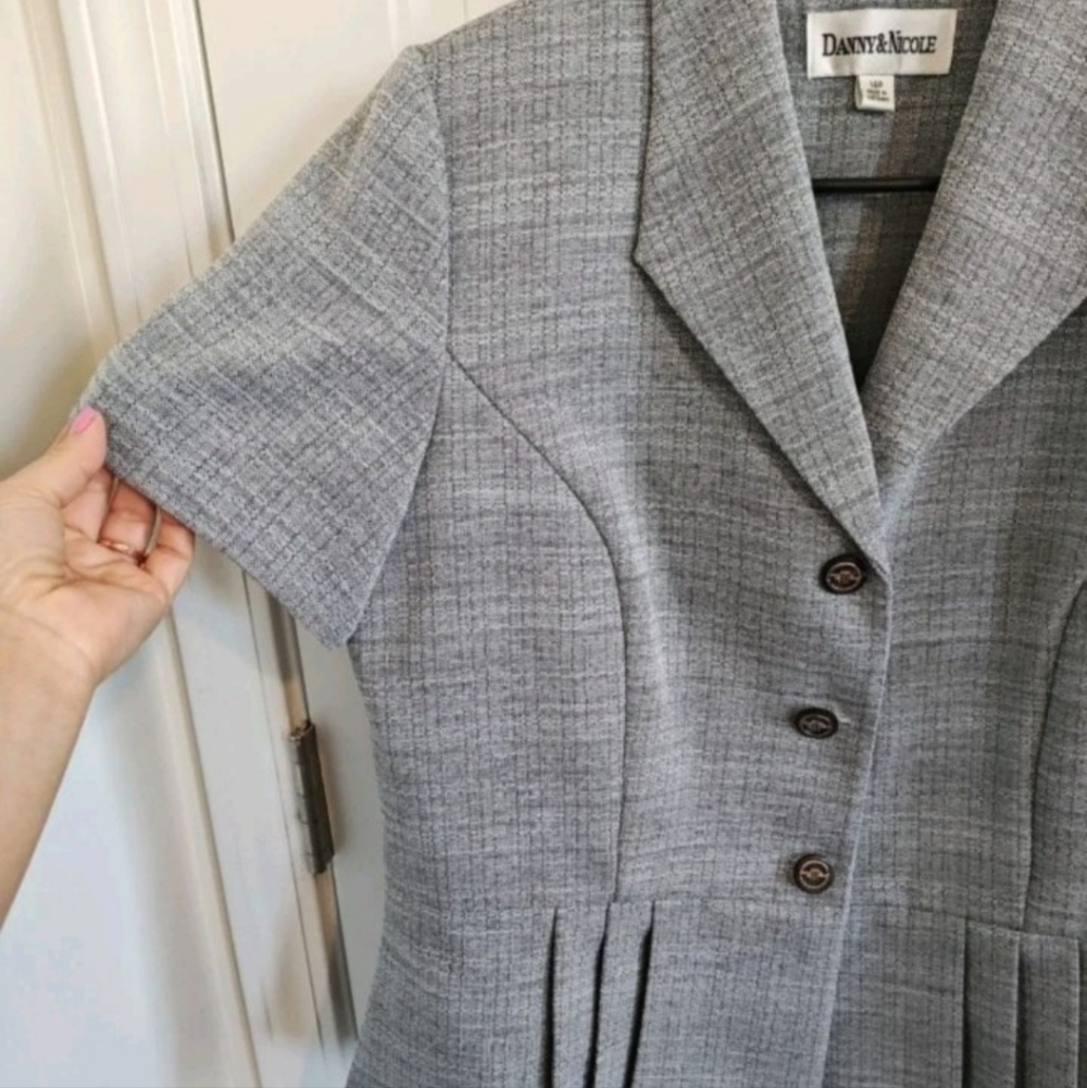 Danny & Nicole Women‎ 14 Petite Blazer Jacket Grey Jersey Peplum Career Wear - Picture 7 of 7